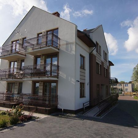 Wczasy Royal Apartment Ястарня Екстериор снимка
