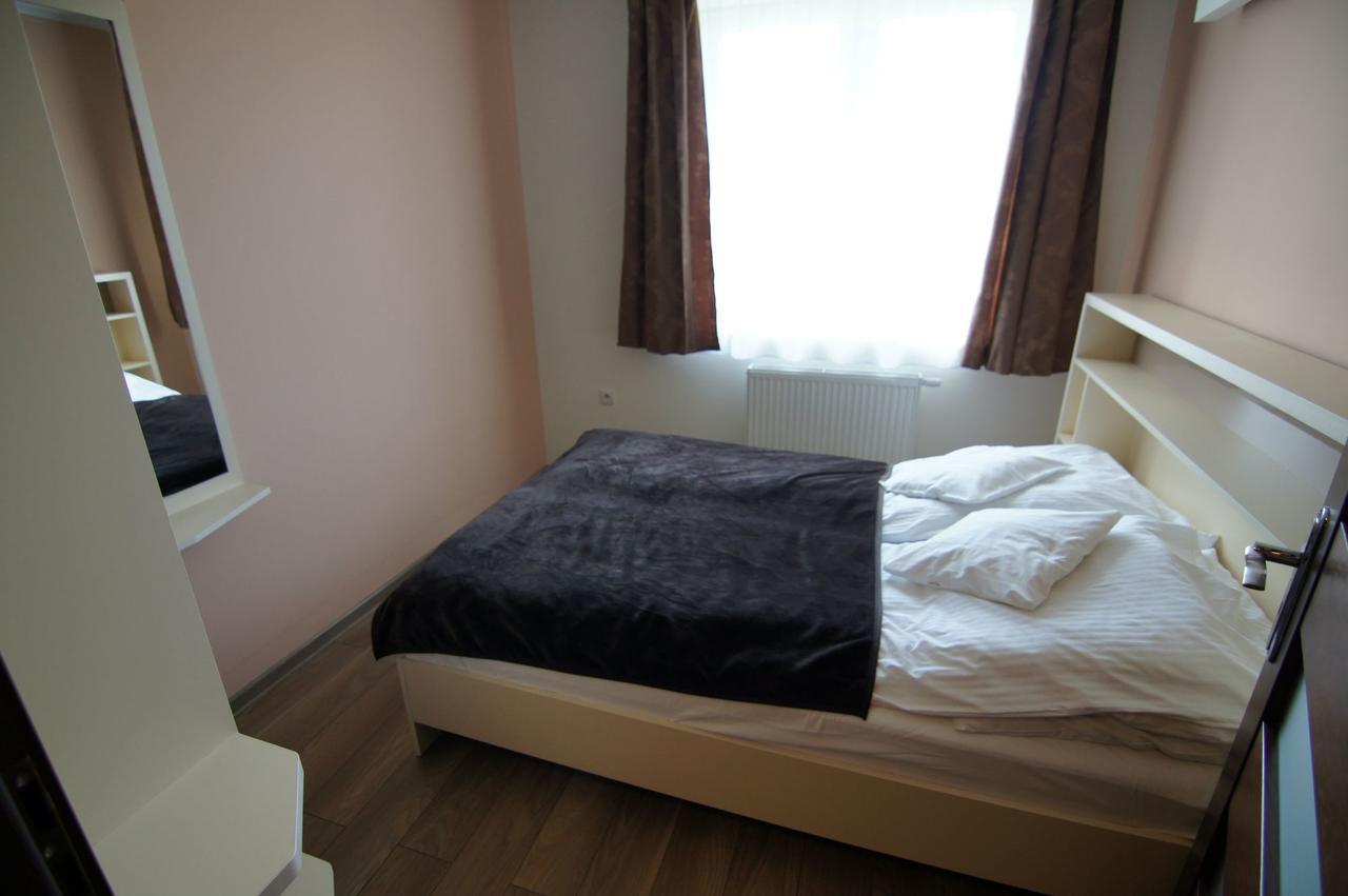 Wczasy Royal Apartment Ястарня Екстериор снимка