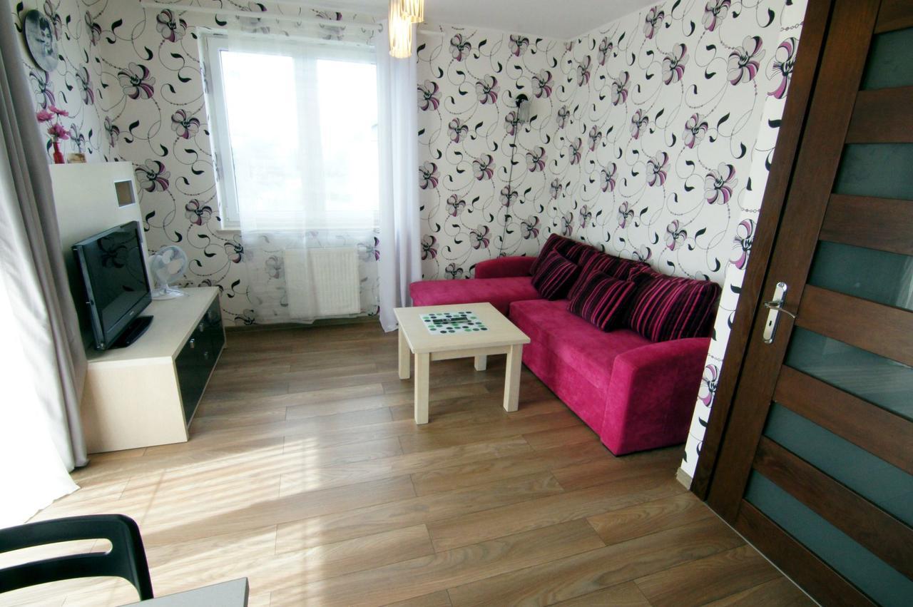 Wczasy Royal Apartment Ястарня Екстериор снимка