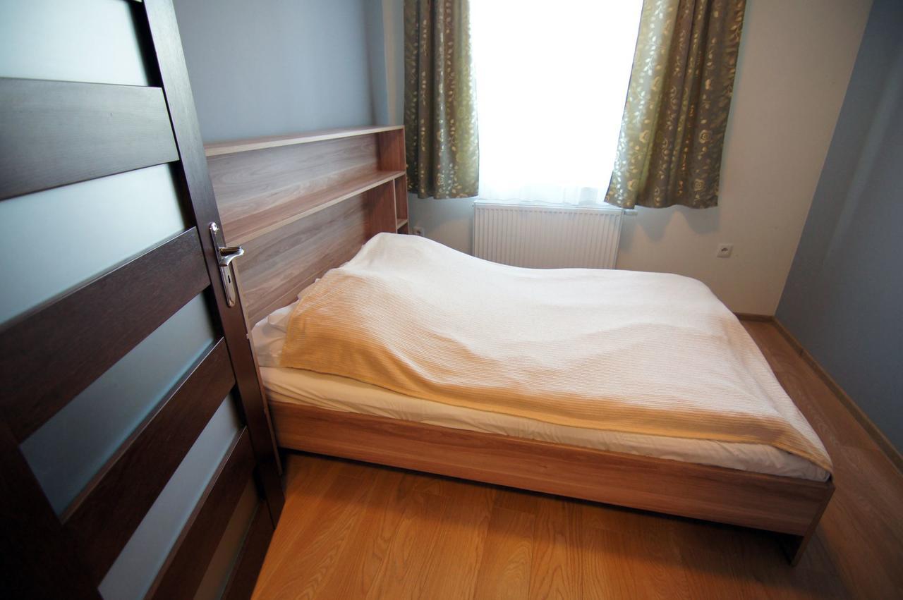 Wczasy Royal Apartment Ястарня Екстериор снимка