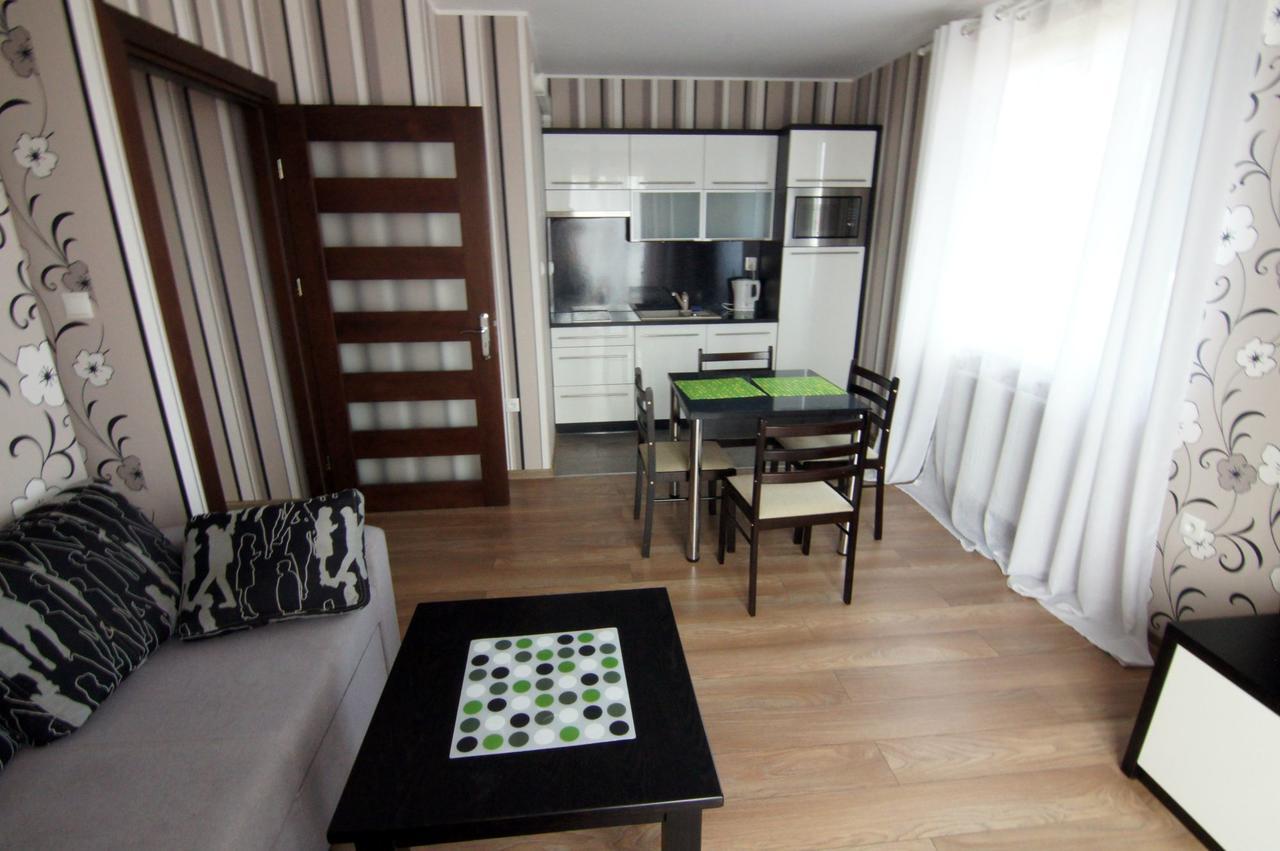 Wczasy Royal Apartment Ястарня Екстериор снимка