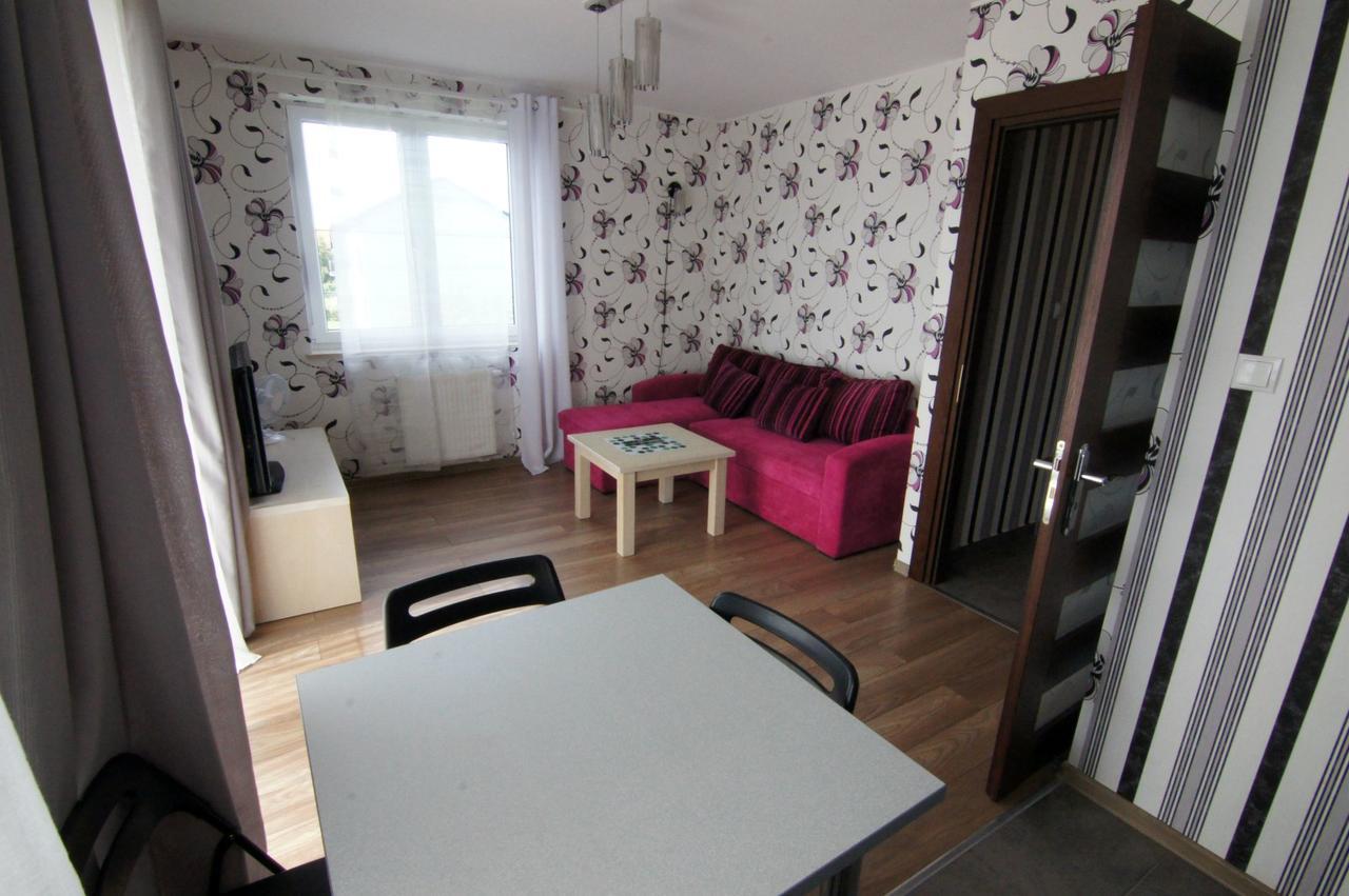 Wczasy Royal Apartment Ястарня Екстериор снимка