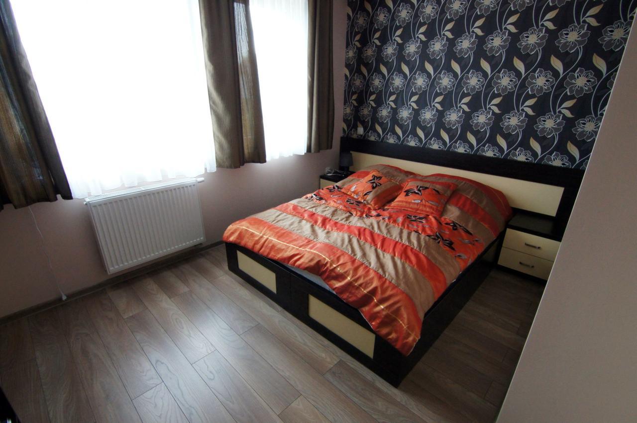 Wczasy Royal Apartment Ястарня Екстериор снимка
