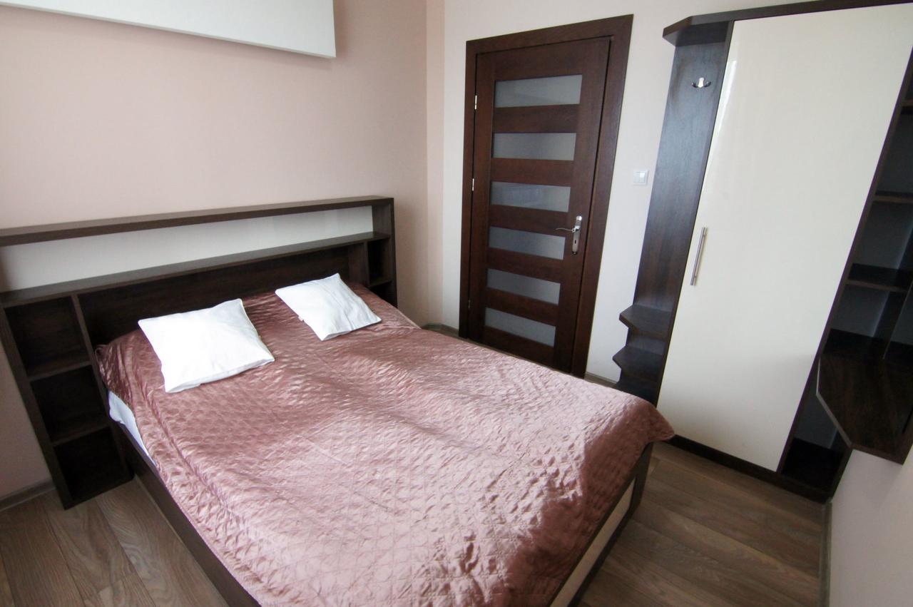 Wczasy Royal Apartment Ястарня Екстериор снимка