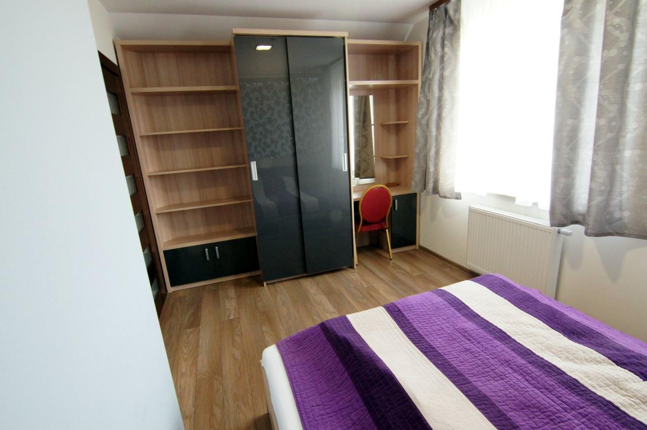 Wczasy Royal Apartment Ястарня Екстериор снимка